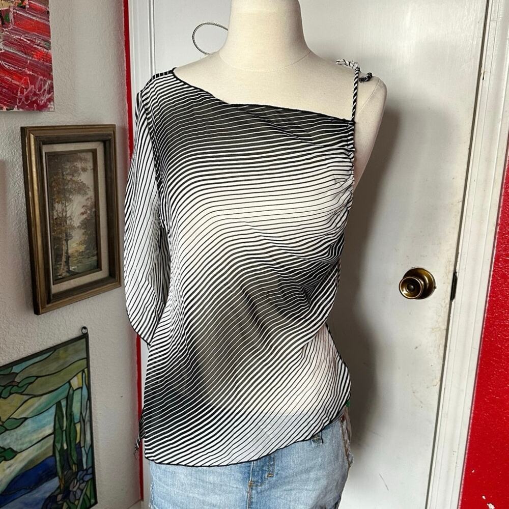 one heart vintage cold shoulder white and black striped blouse
